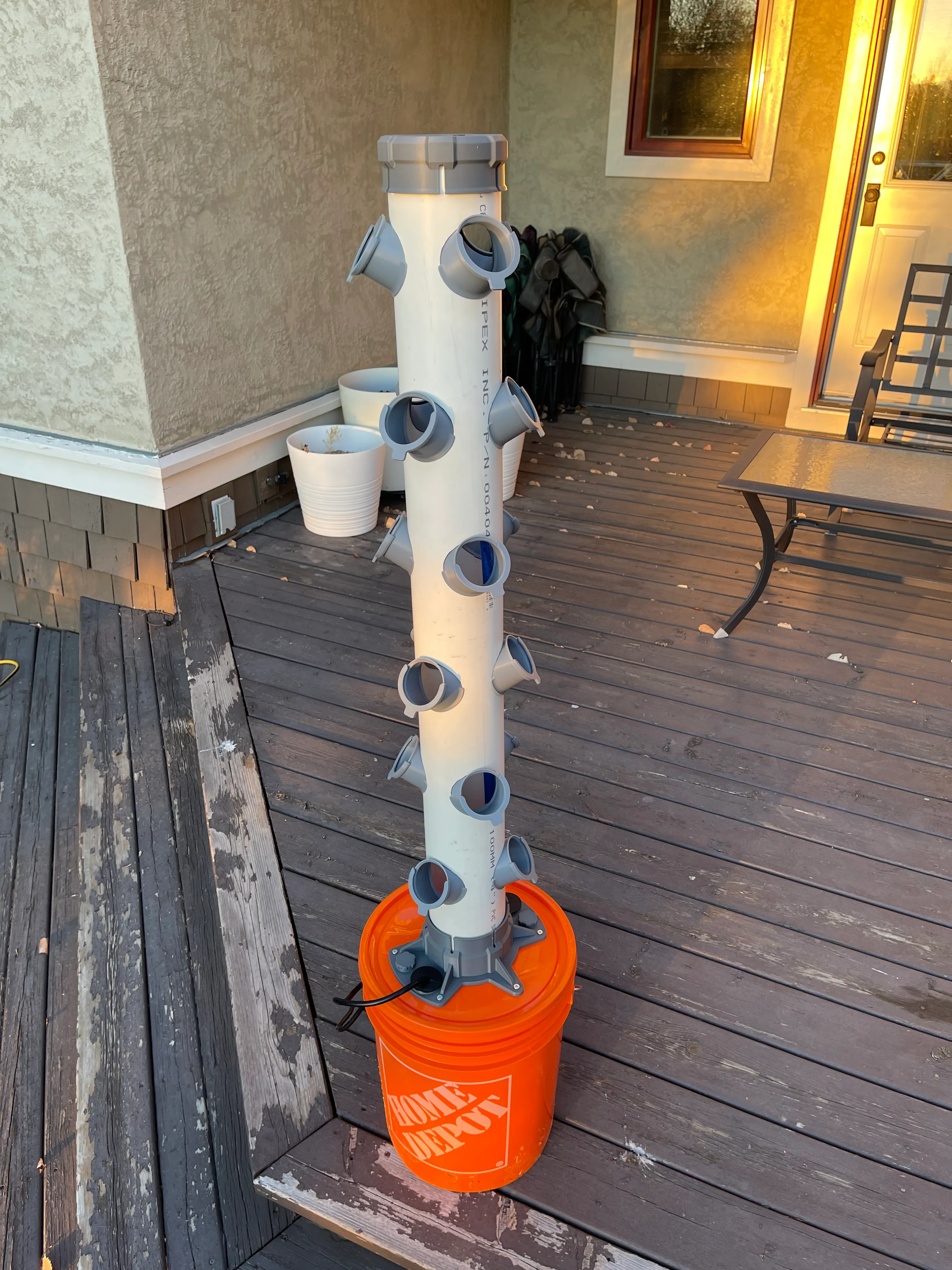 Fully assembled HydroSnap Tower Kit, with HydroSnap Cap, HydroSnap Base and HydroSnap Insert